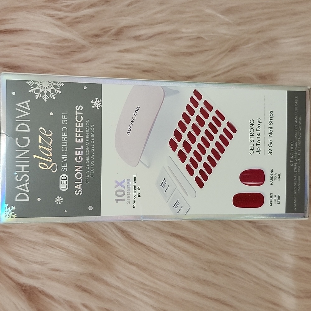 Brand New DASHING DIVA GLAZE LED SEMI-CURED SALON GEL NAIL EFFECTS